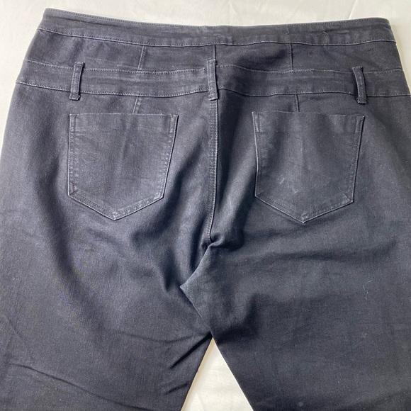 City Chic Black Denim Mid Rise Bootcut Jeans - Picture 6 of 9